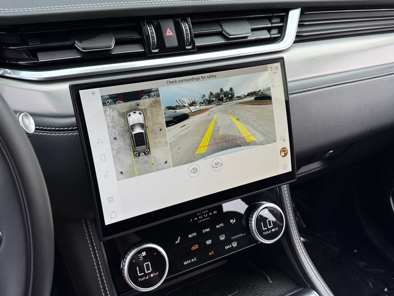 Used 2026 Jaguar F-PACE R-Dynamic S AWD/4WD image 37