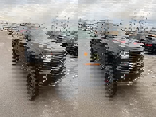 Used 2017 Chevrolet Silverado 1500 LT image 24