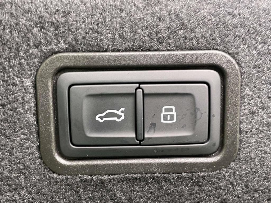 New 2026 Audi S8 AWD/4WD image 21