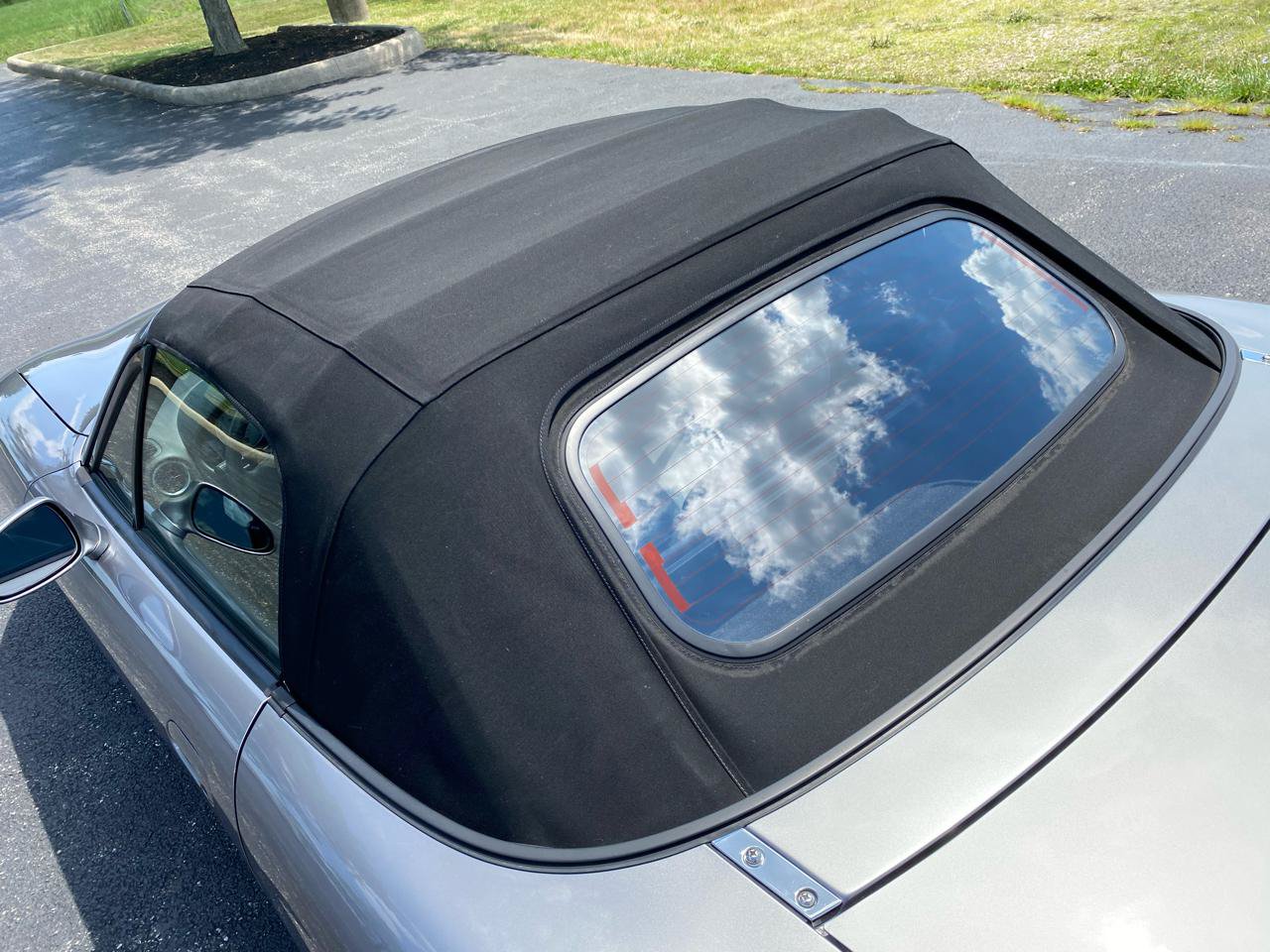 Used 2004 MAZDA MX-5 Miata MAZDASPEED w/ Grand Touring Pkg RWD image 18