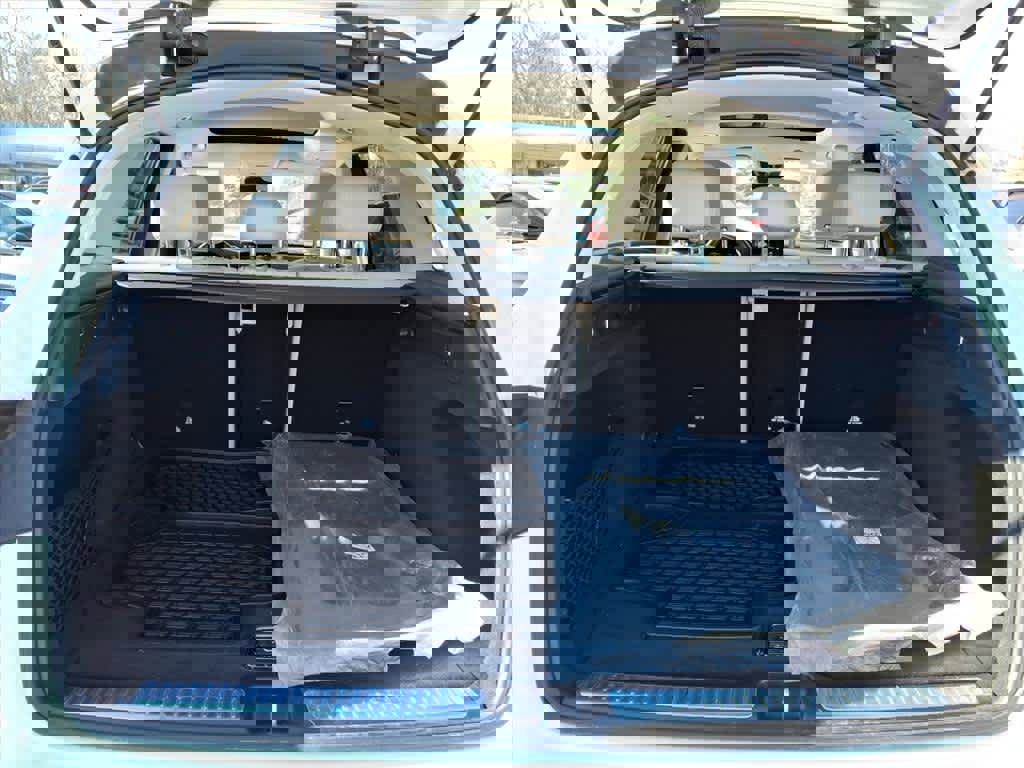 Used 2022 Mercedes-Benz GLC 300 4MATIC image 22