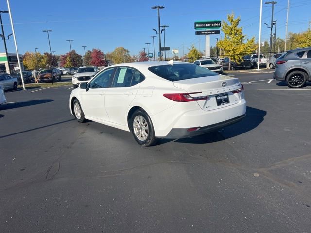 Used 2025 Toyota Camry LE image 14