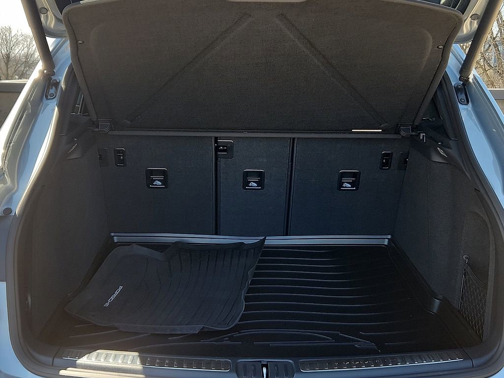 Used 2024 Porsche Macan S image 28