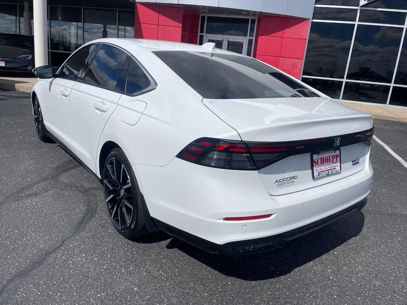 Used 2024 Honda Accord Touring image 5