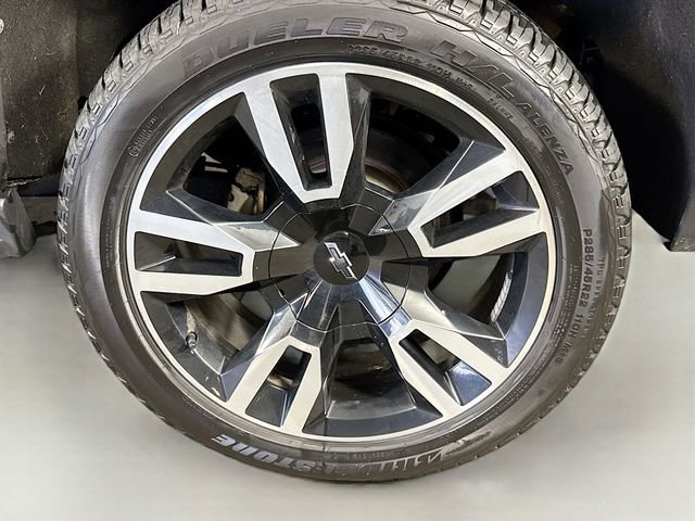 Used 2018 Chevrolet Tahoe Premier AWD/4WD image 35