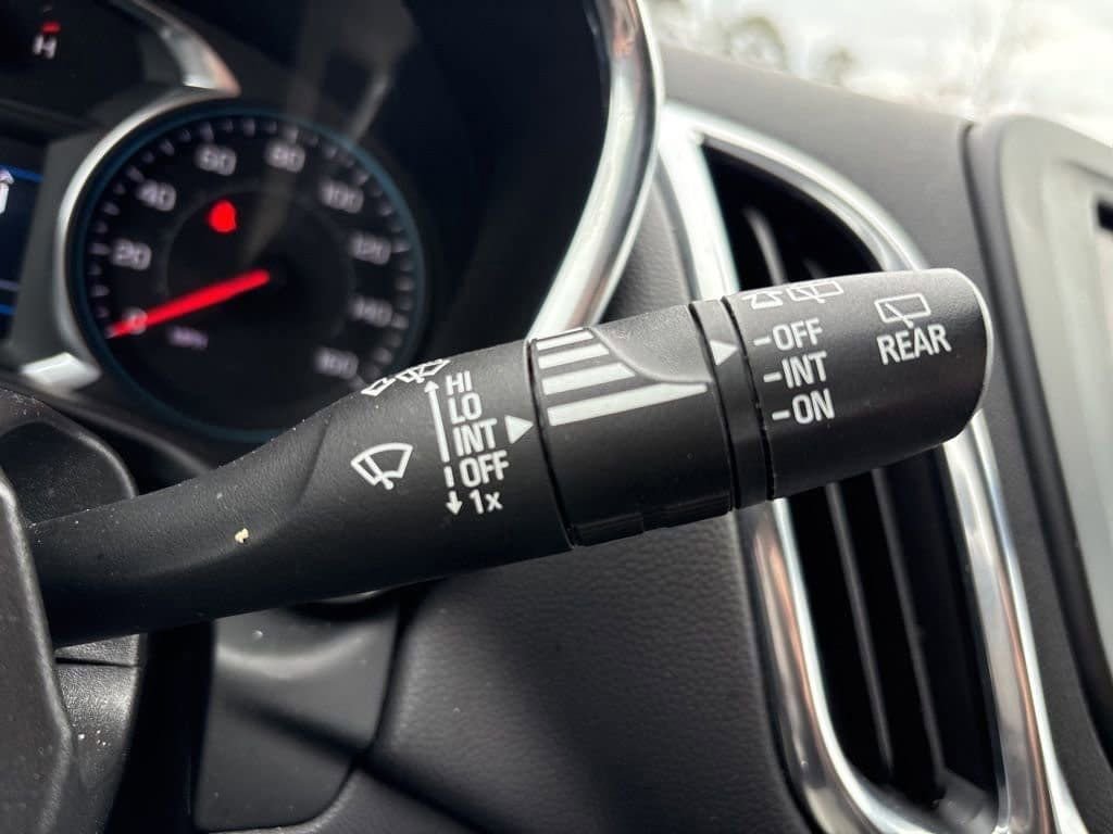 Used 2024 Chevrolet Equinox LT image 24