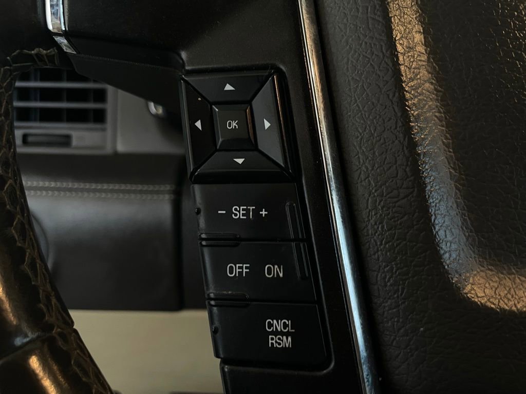 Used 2015 Lincoln Navigator 4WD w/ Equipment Group 101A Reserve image 22