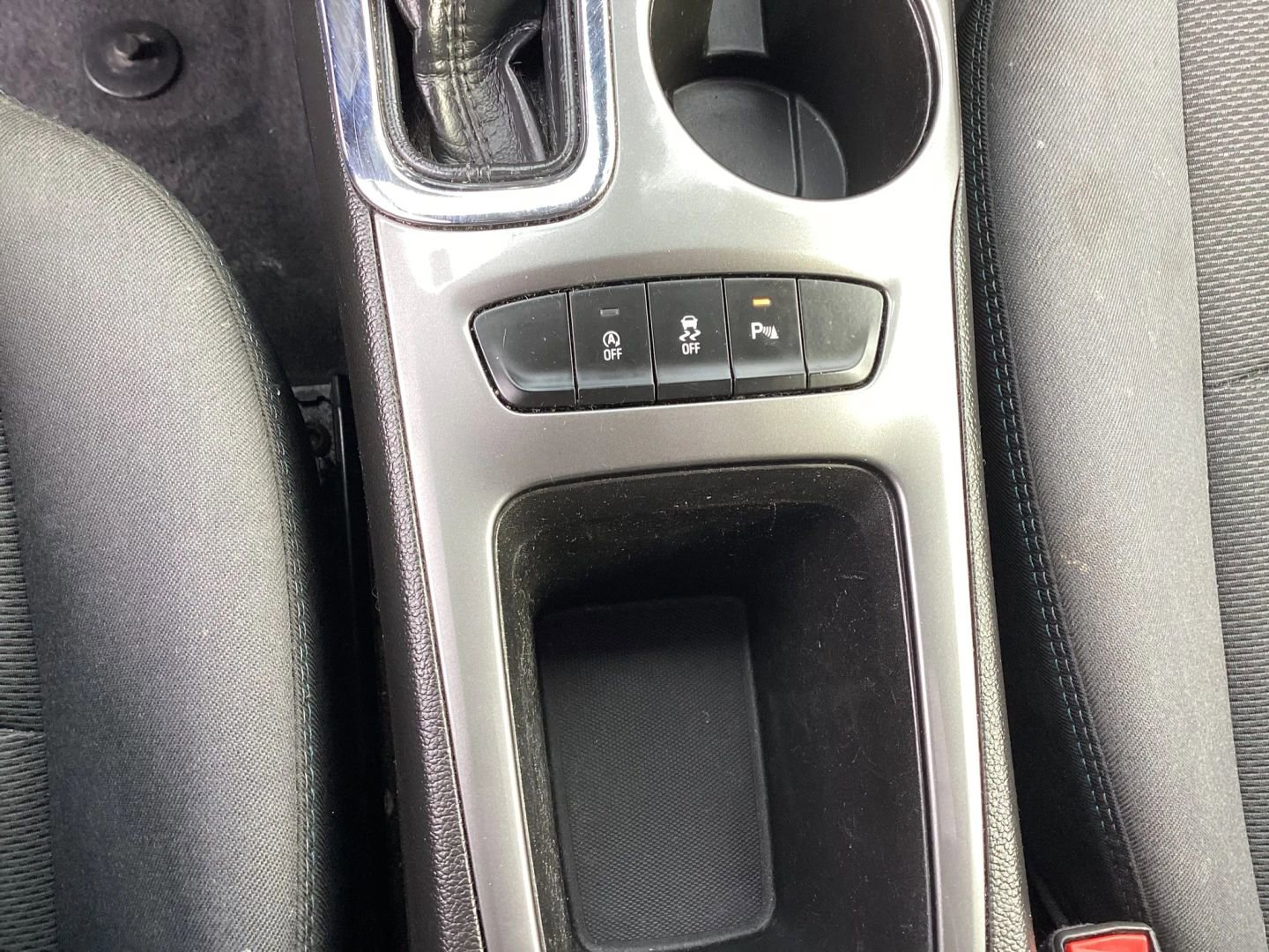 Used 2019 Chevrolet Cruze LT w/ Convenience Package image 23