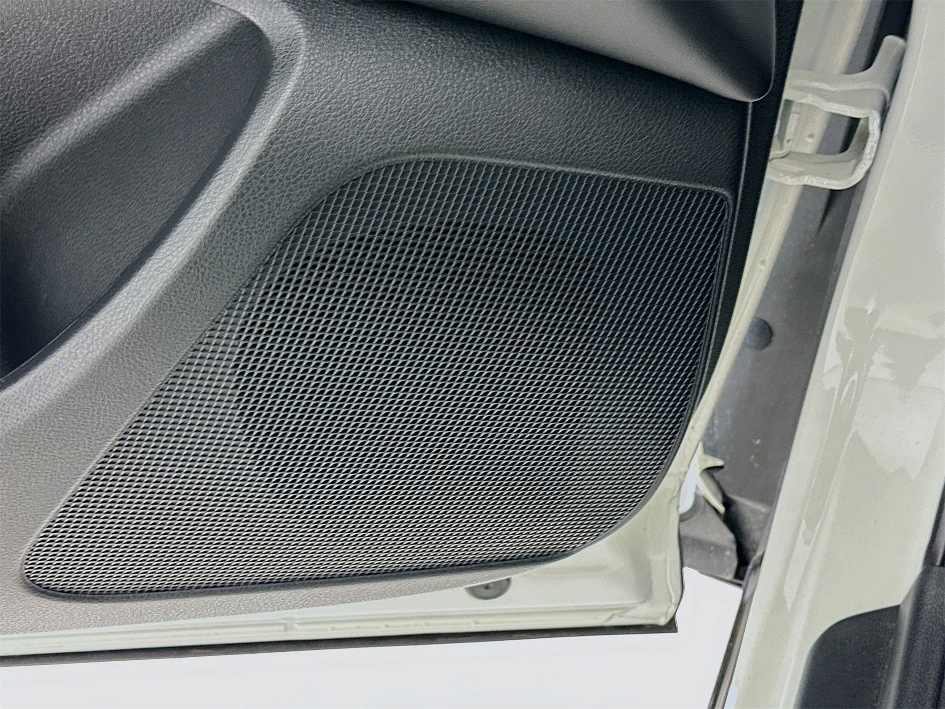 Used 2023 INFINITI QX55 Luxe w/ Cargo Package image 19