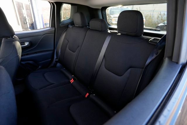 Used 2023 Jeep Renegade Latitude image 22