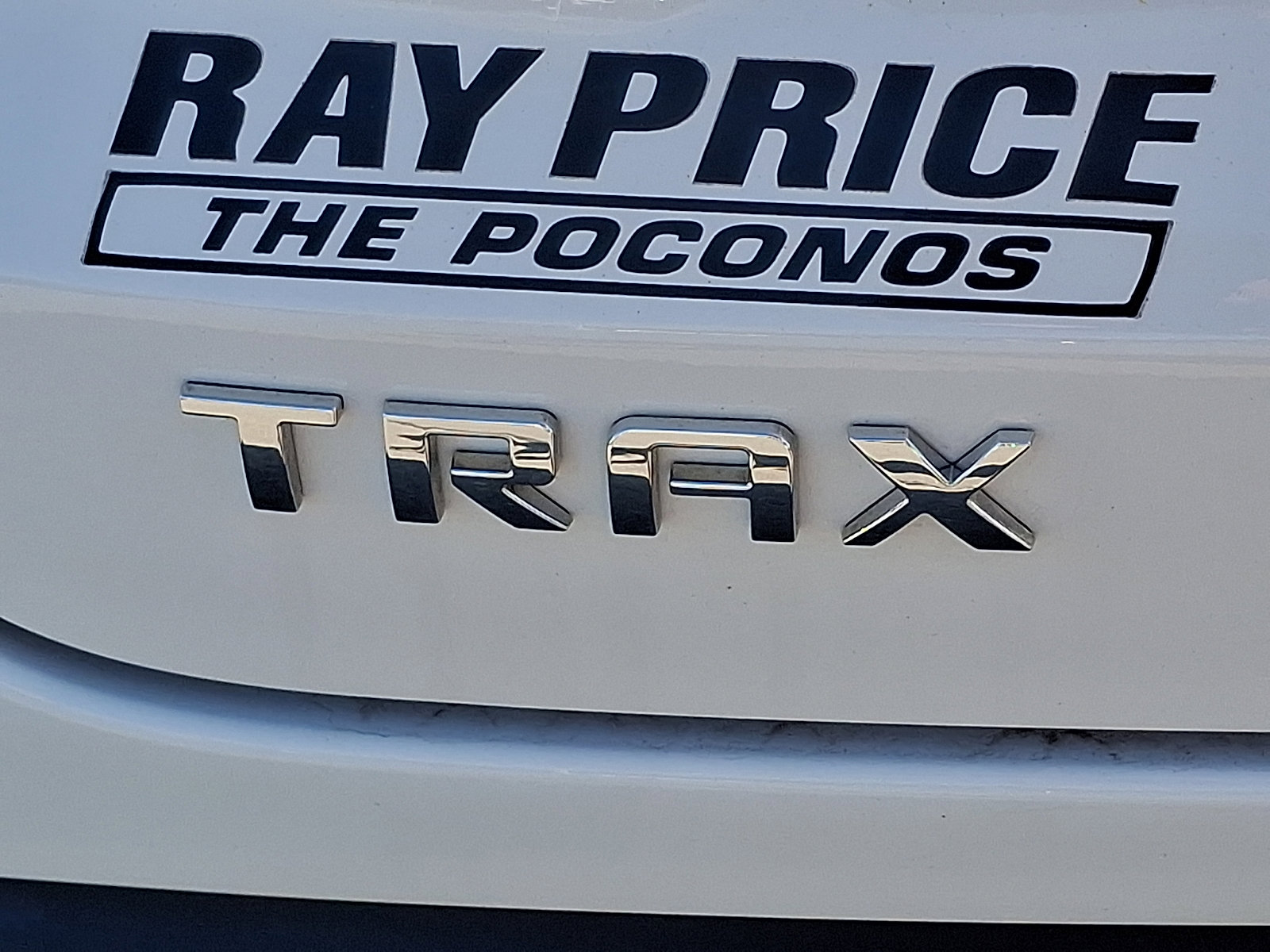 Certified 2024 Chevrolet Trax LT w/ Sunroof Package image 29