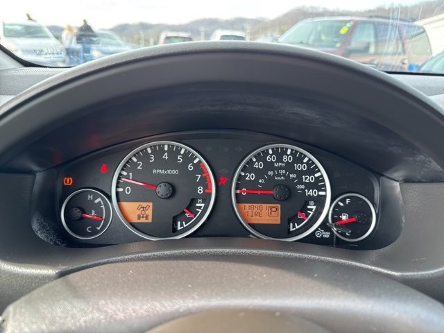 Used 2011 Nissan Pathfinder SV image 25