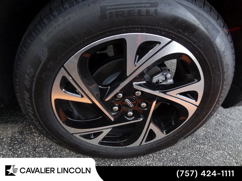 Used 2026 Lincoln Nautilus Premier w/ Equipment Group 102A AWD/4WD image 19