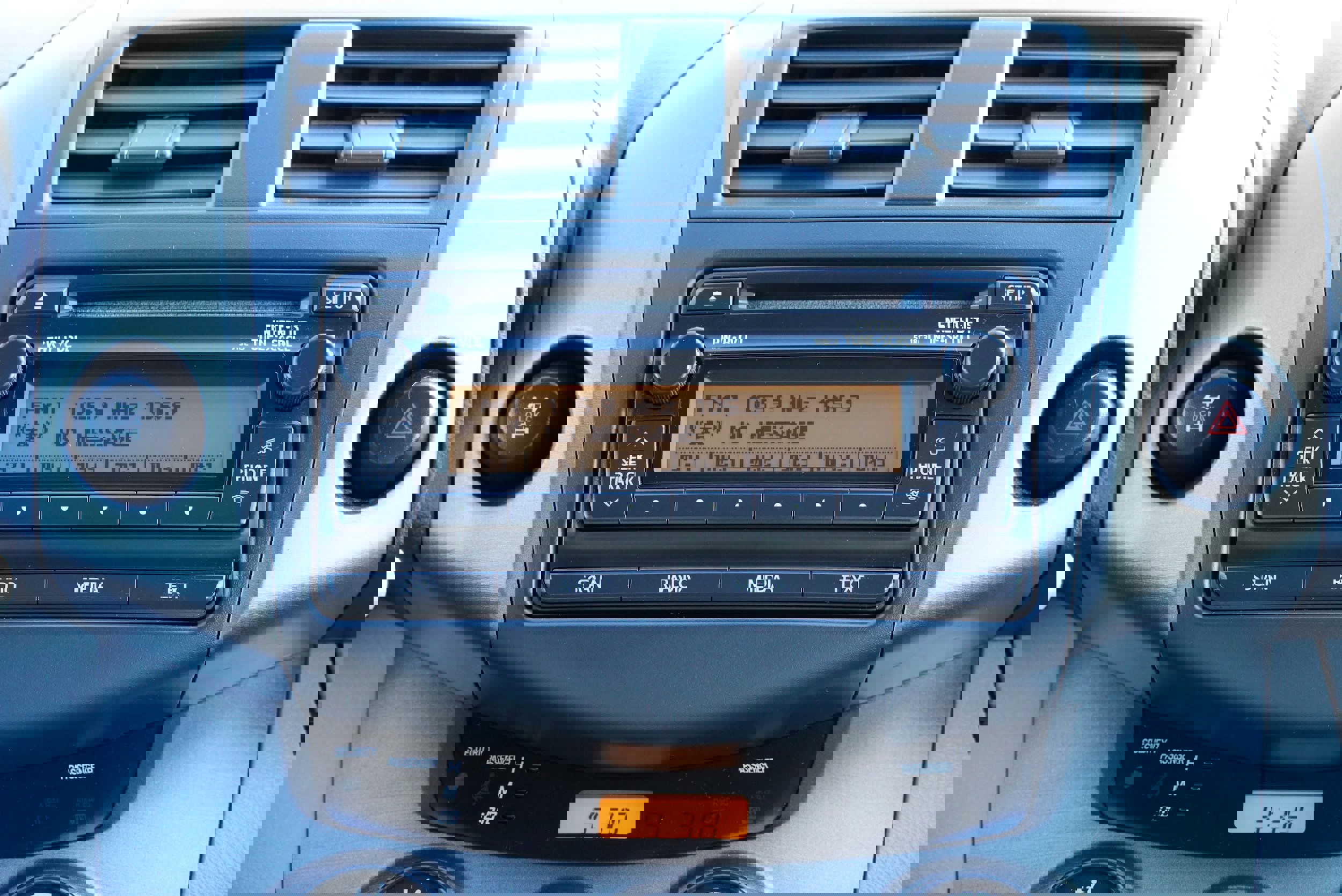 Used 2012 Toyota RAV4 4WD image 32