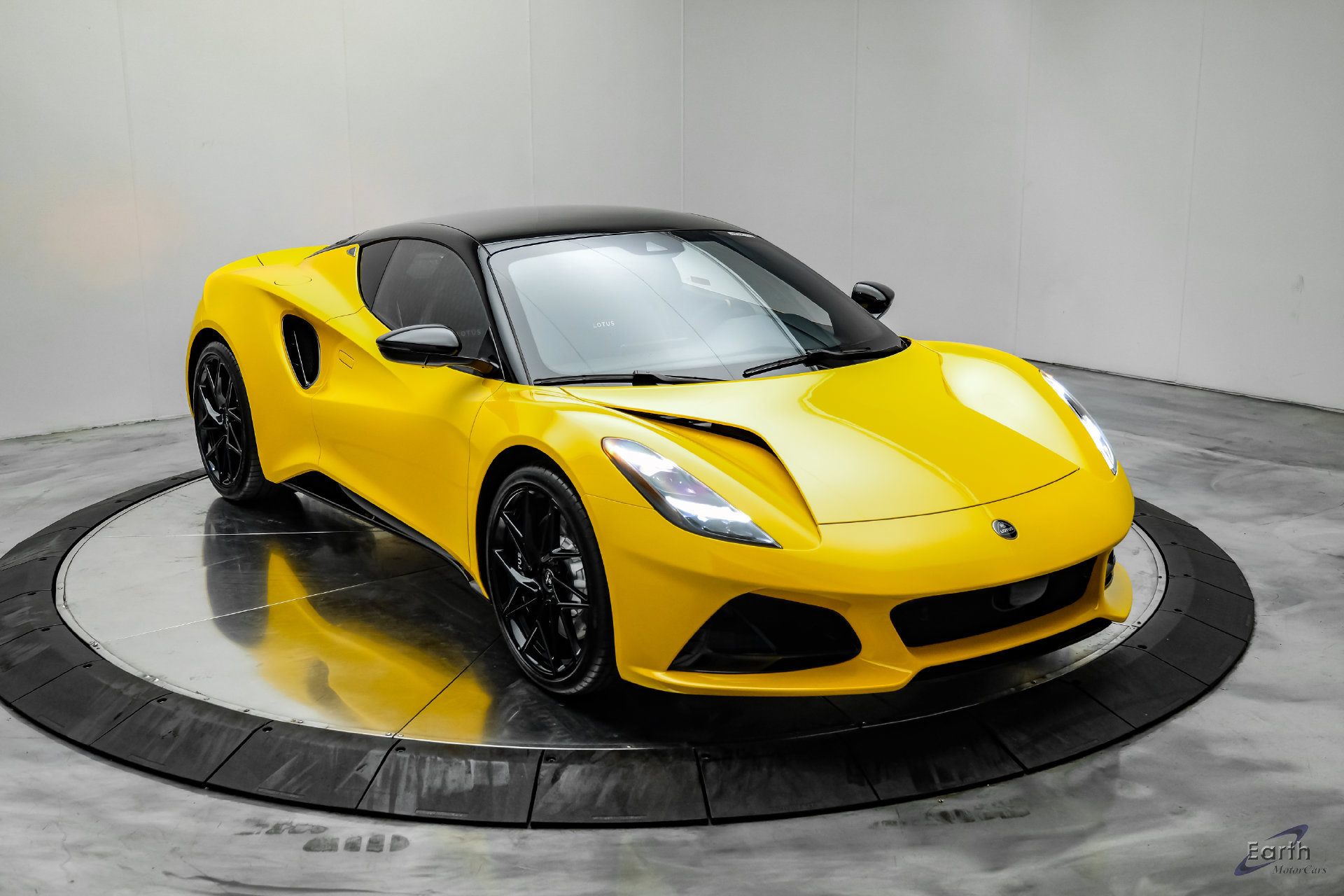 New 2026 Lotus Emira RWD image 31