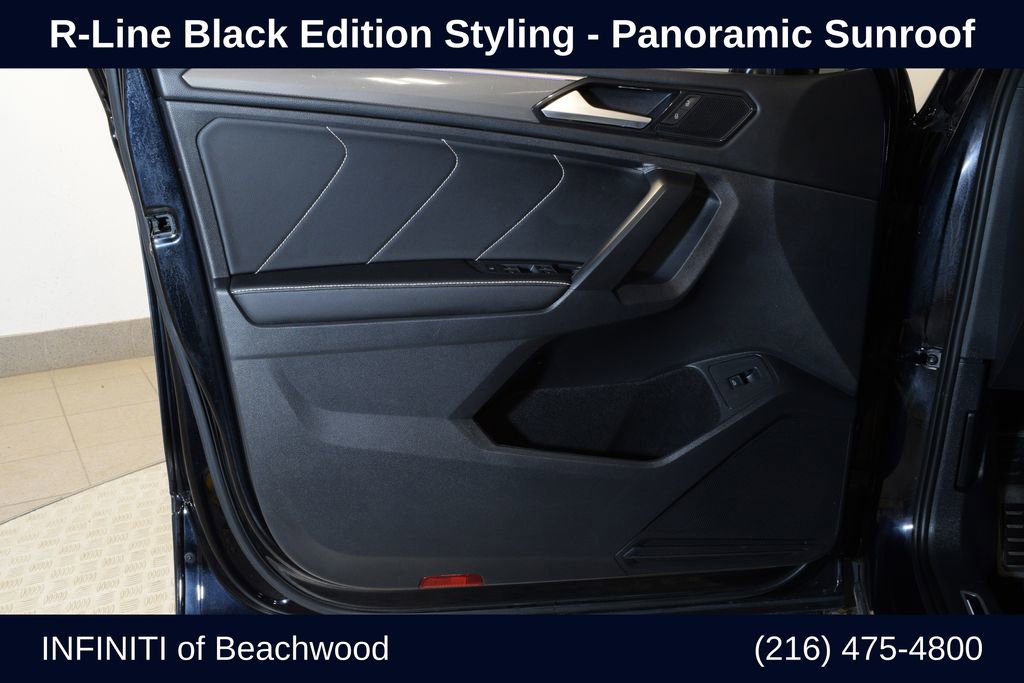 Used 2022 Volkswagen Tiguan SE R-Line image 9