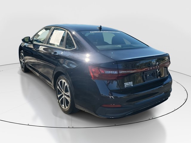 Used 2025 Volkswagen Jetta Sport image 30