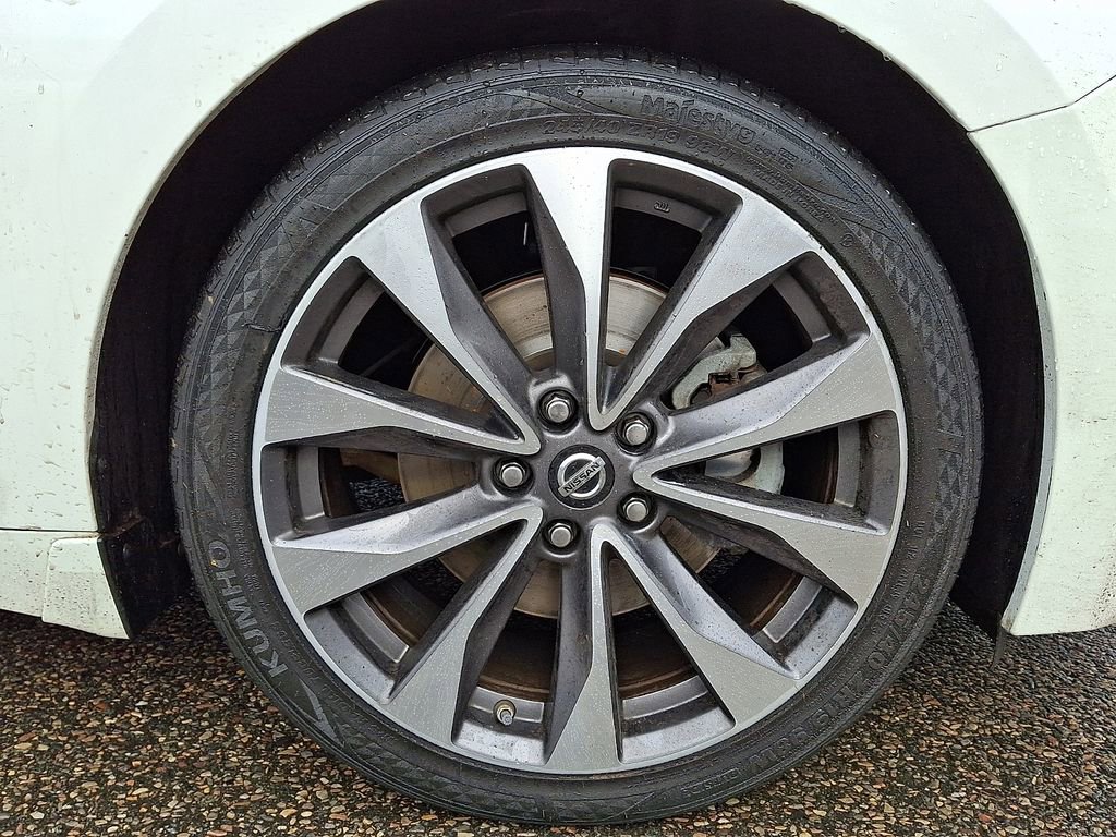 Used 2019 Nissan Maxima Platinum w/ Sport Mat Group image 10