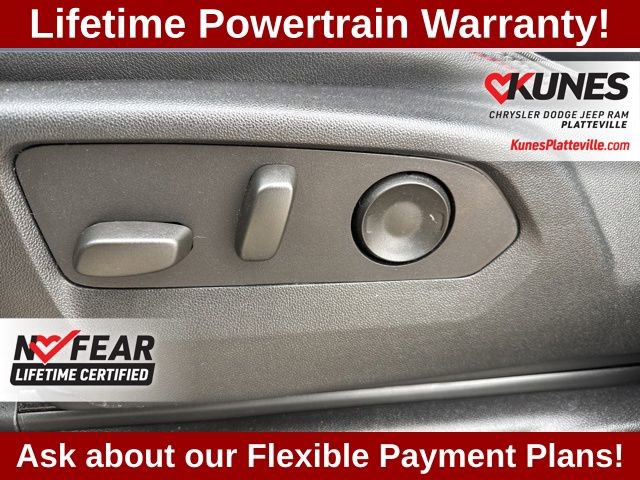 Used 2024 Chevrolet Suburban RST w/ Luxury Package image 16