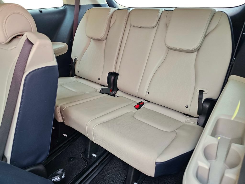 Certified 2025 Kia Carnival EX FWD image 35
