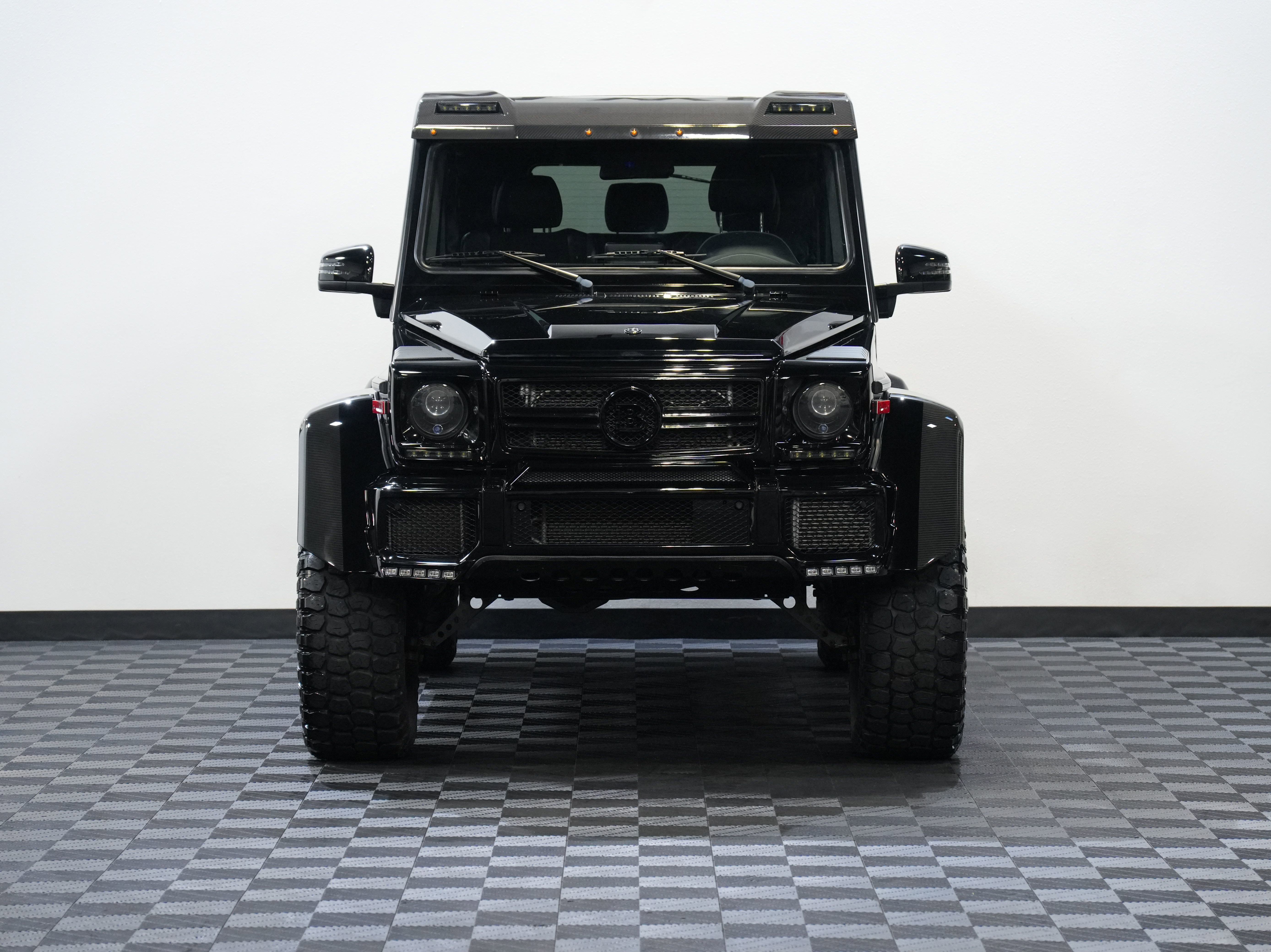 Used 2017 Mercedes-Benz G 550 Squared image 4