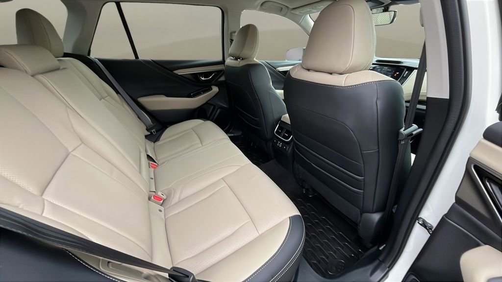 Used 2024 Subaru Outback Limited image 15