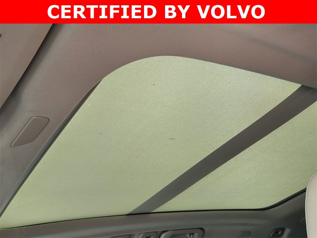 Used 2023 Volvo XC60 T8 Plus w/ Protection Package Premier image 27