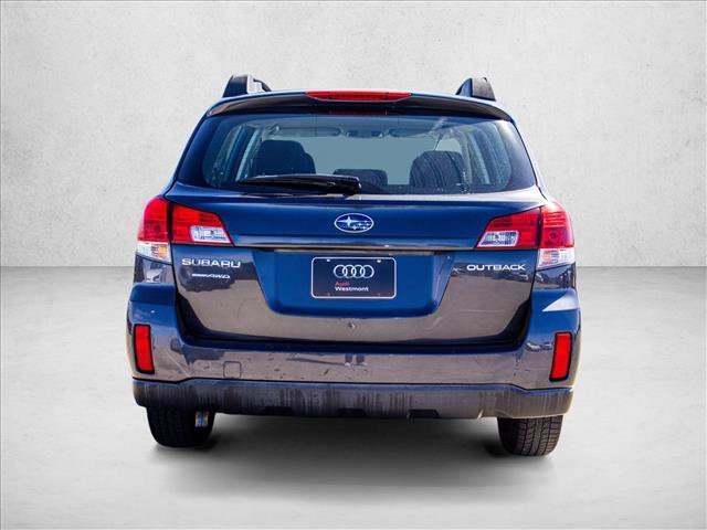Used 2010 Subaru Outback 2.5i AWD/4WD image 6
