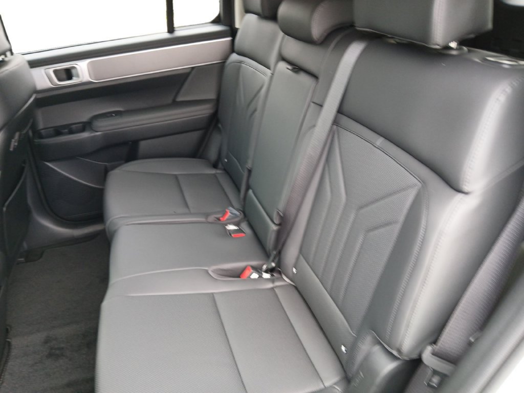 New 2027 Hyundai Santa Fe SEL FWD image 14