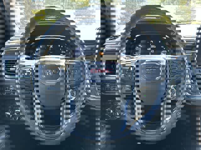 Used 2024 GMC Yukon XL AT4 w/ AT4 Premium Package image 7