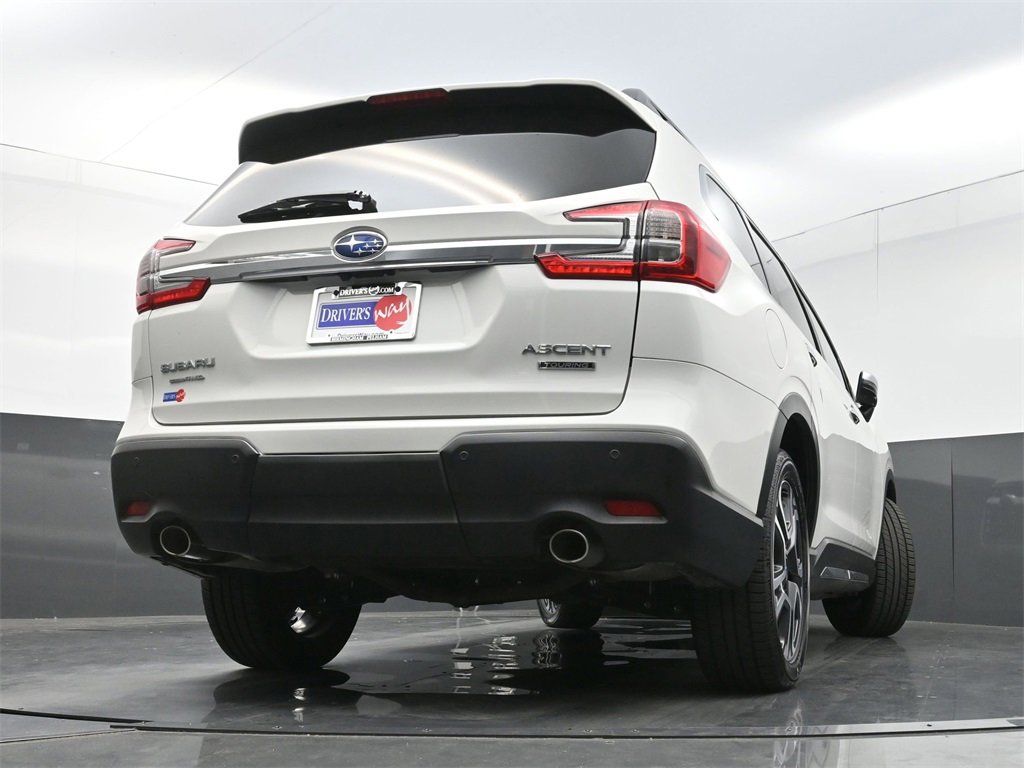 Used 2023 Subaru Ascent Touring image 30