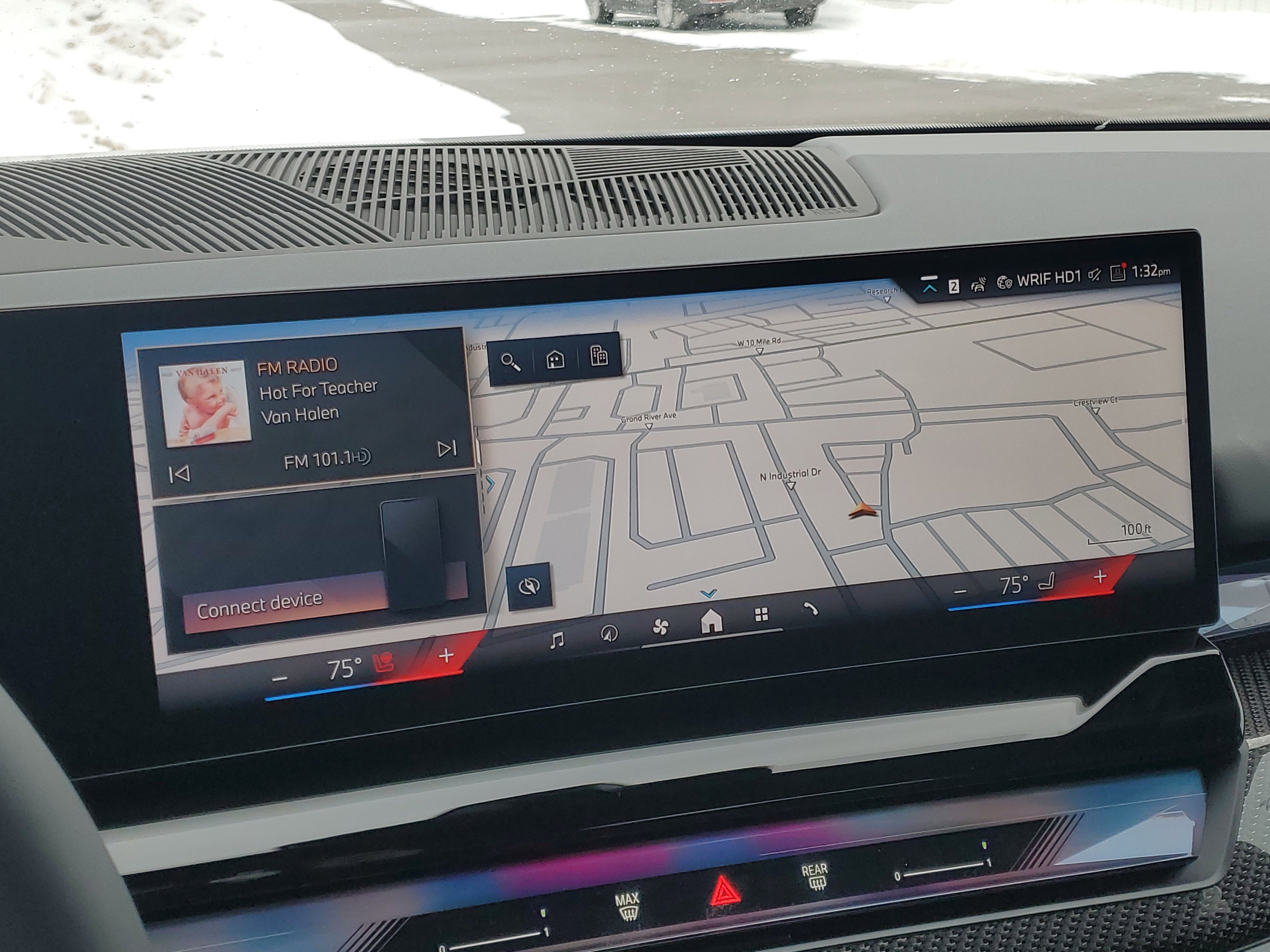 New 2026 BMW 550e xDrive w/ Executive Package image 16