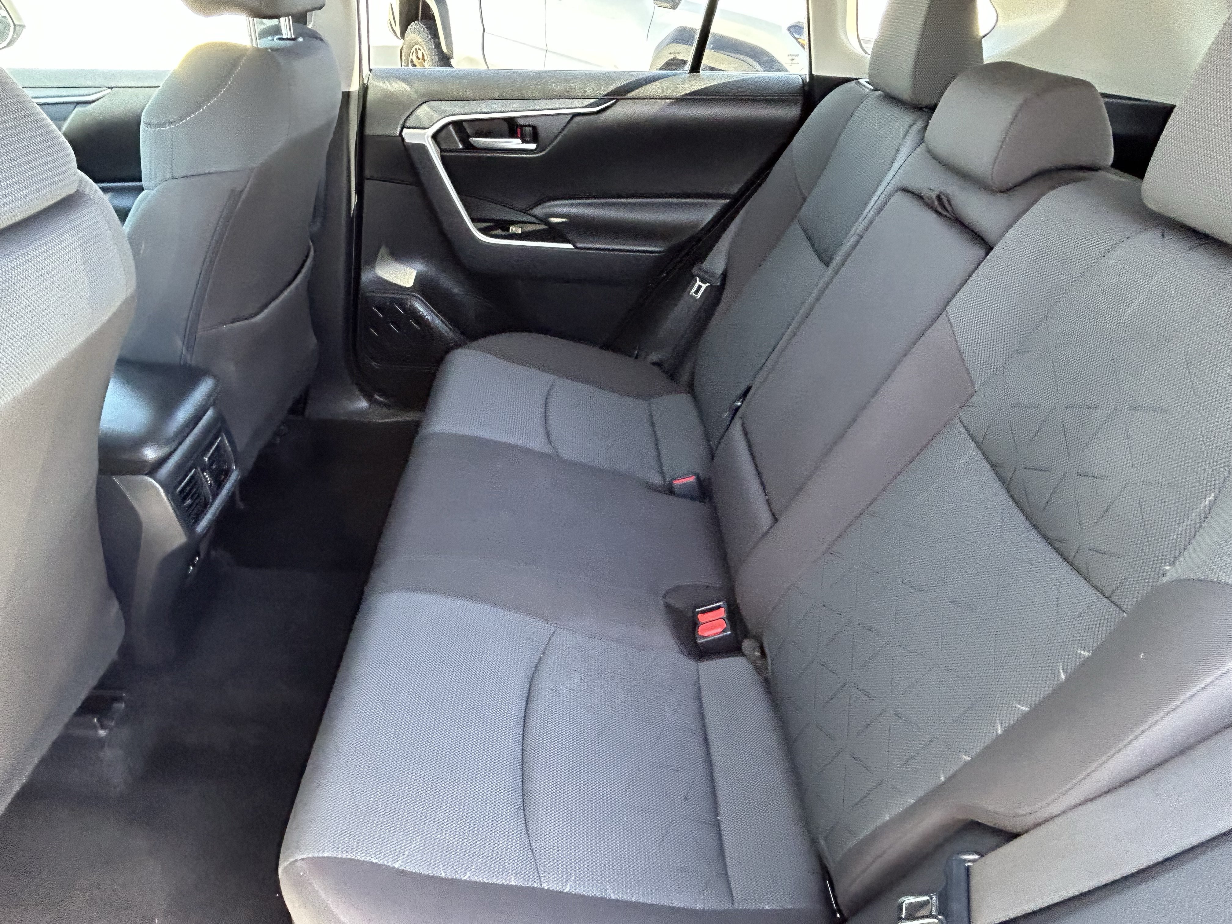 Certified 2025 Toyota RAV4 XLE AWD/4WD image 14