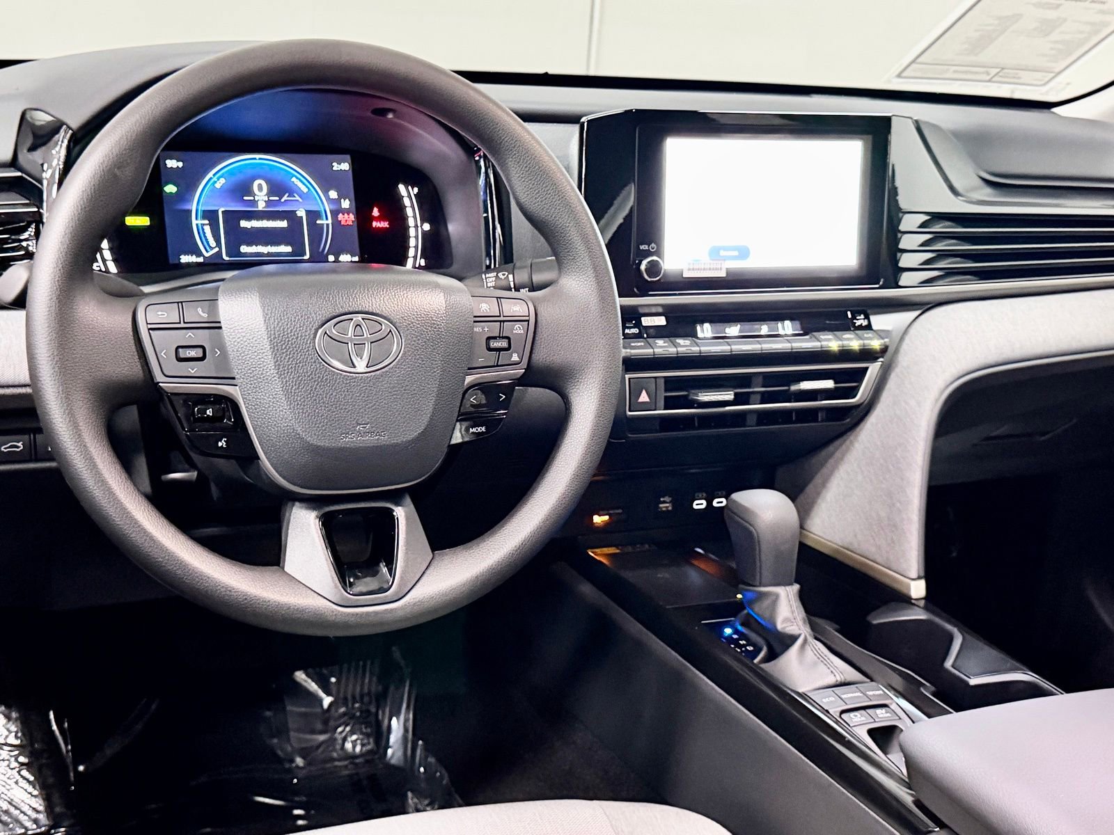 Used 2026 Toyota Camry LE image 33