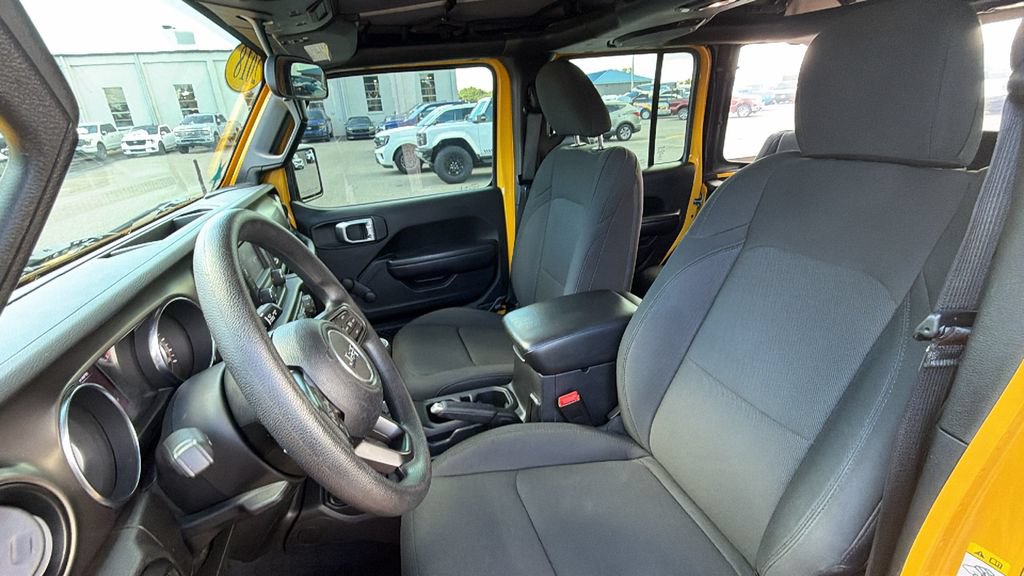Used 2018 Jeep Wrangler Unlimited Sport AWD/4WD image 21