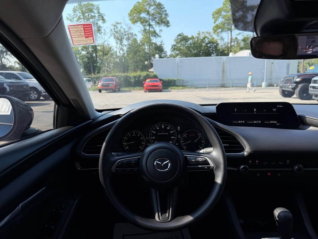 Used 2025 MAZDA MAZDA3 s FWD image 10