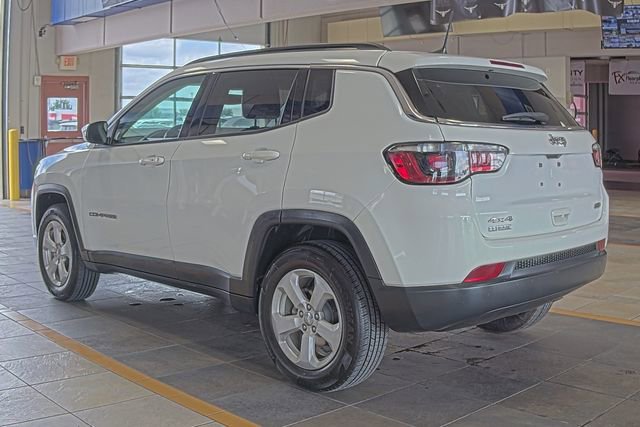 Used 2021 Jeep Compass Latitude w/ Convenience Group AWD/4WD image 2