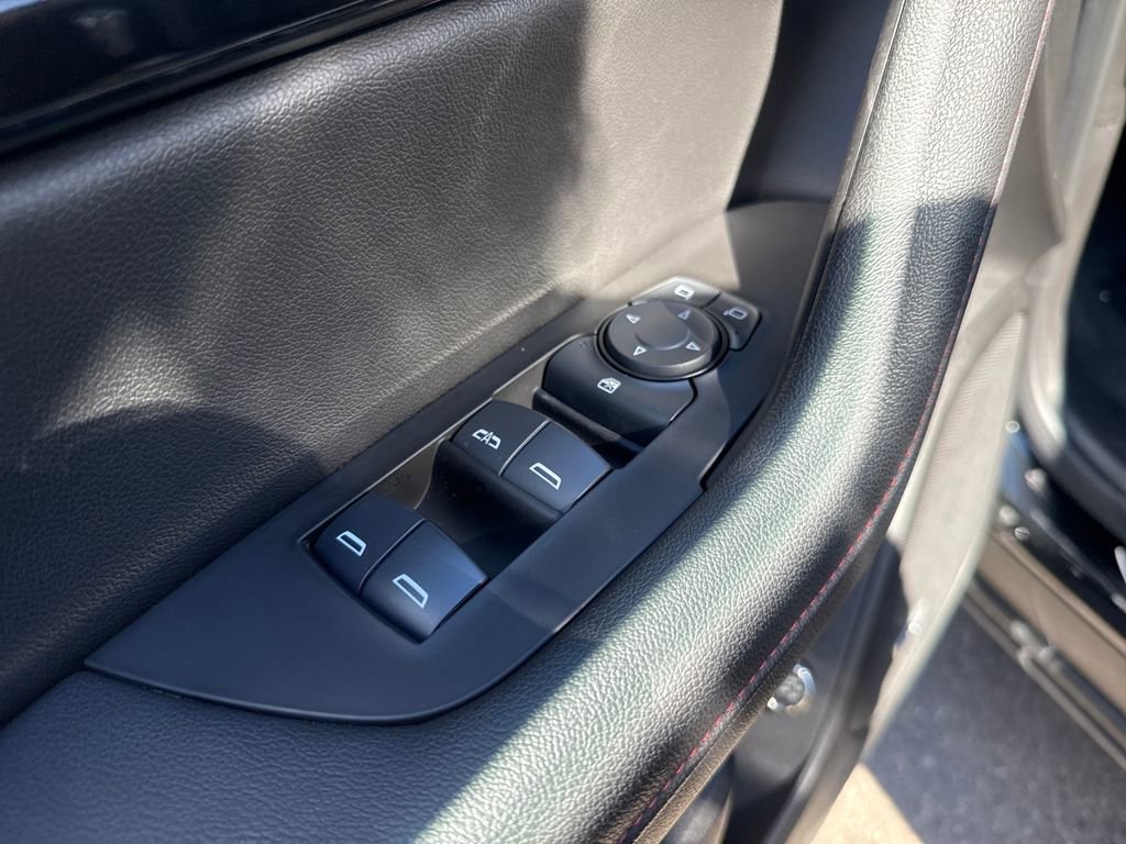 Used 2025 Chevrolet Blazer RS w/ Enhanced Convenience Package image 41