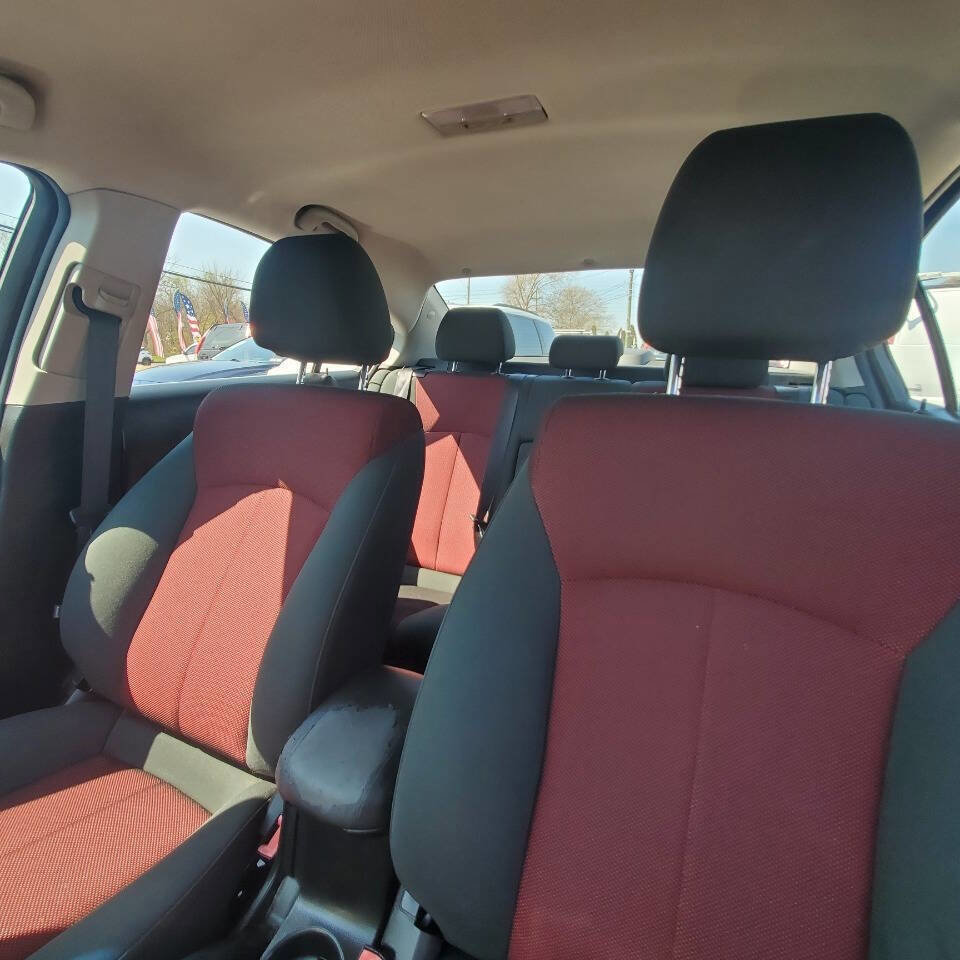 Used 2011 Chevrolet Cruze LT FWD image 21