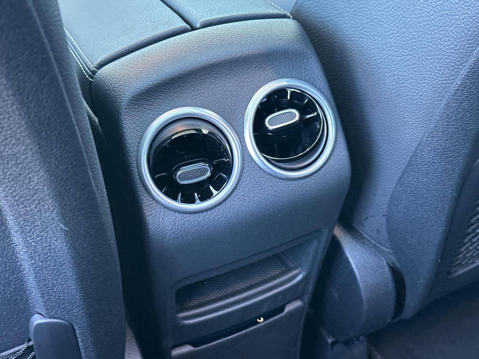 Certified 2026 Mercedes-Benz GLB 250 image 13