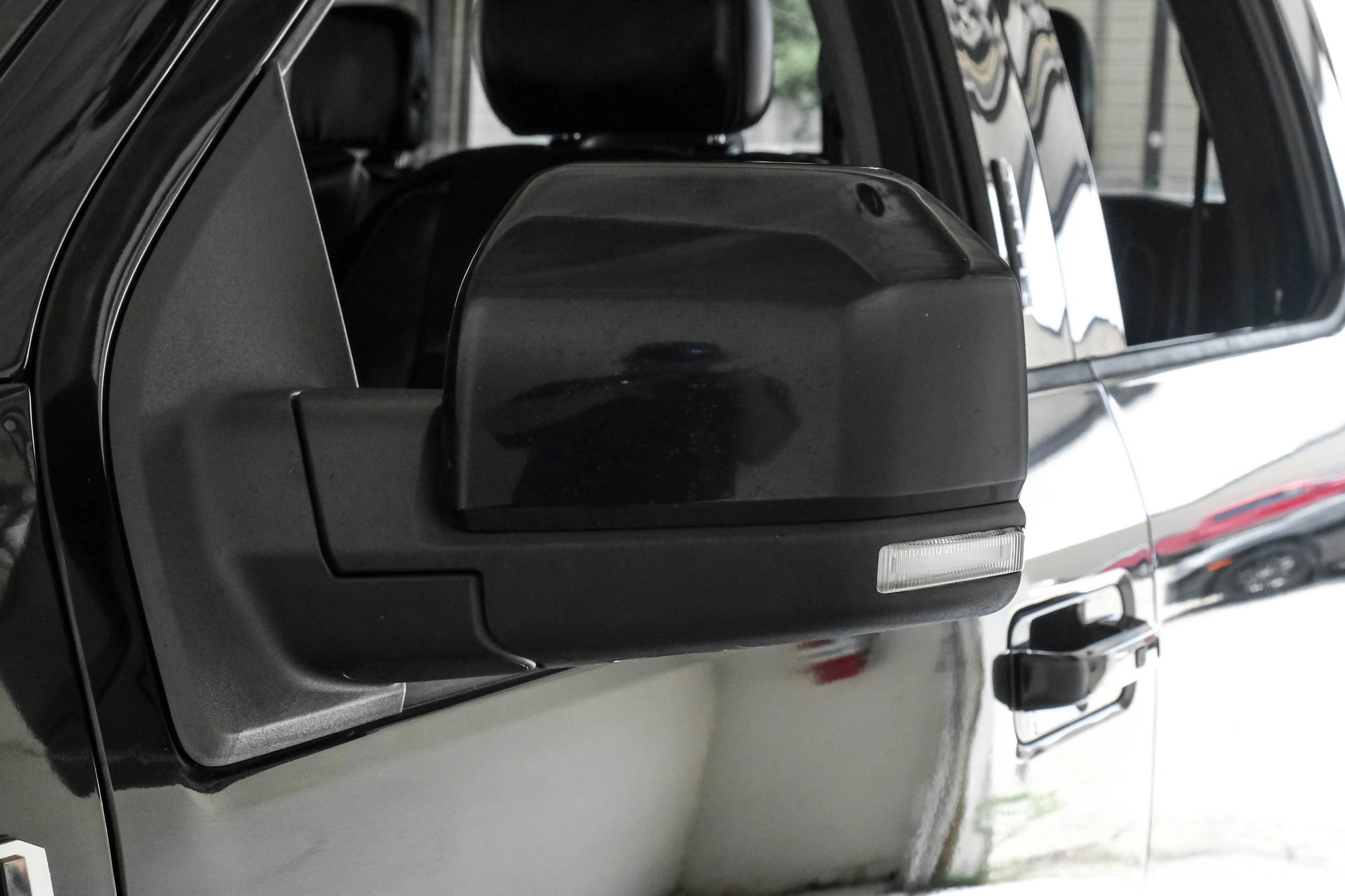 Used 2017 Ford F150 Lariat RWD image 34