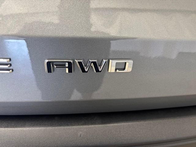 New 2026 Chevrolet Traverse LT w/ Sun and Wheel Package AWD/4WD image 13