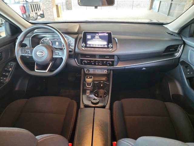Used 2024 Nissan Rogue S image 17