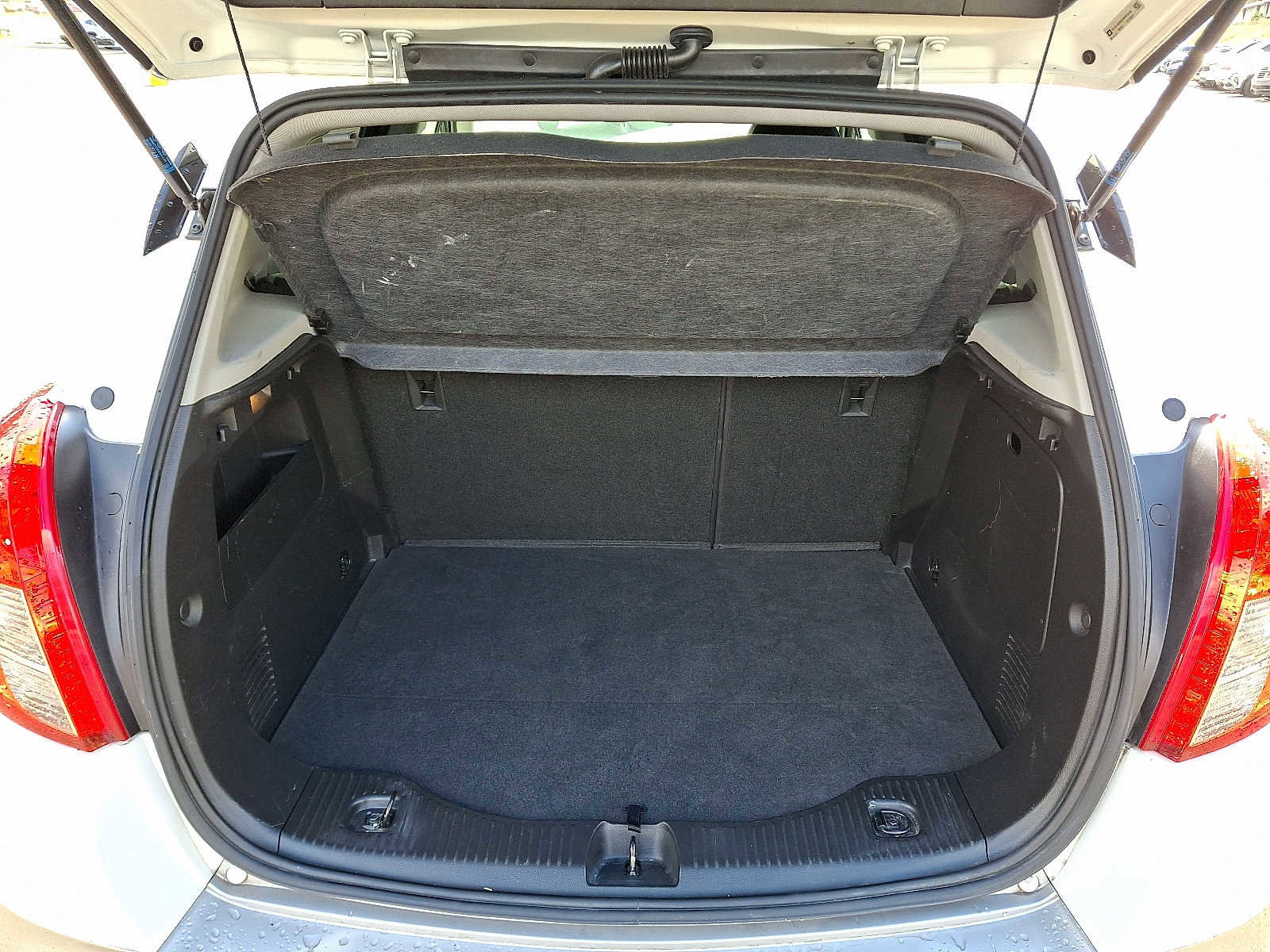 Used 2016 Buick Encore FWD image 28