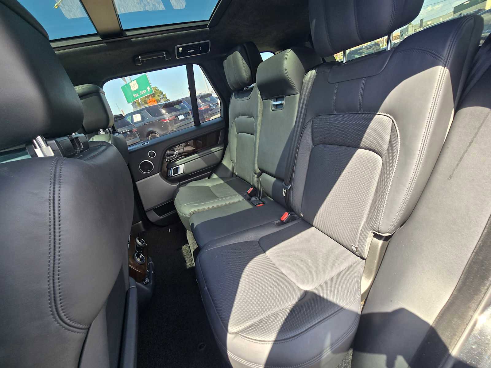 Used 2021 Land Rover Range Rover P525 Westminster Edition AWD/4WD image 20