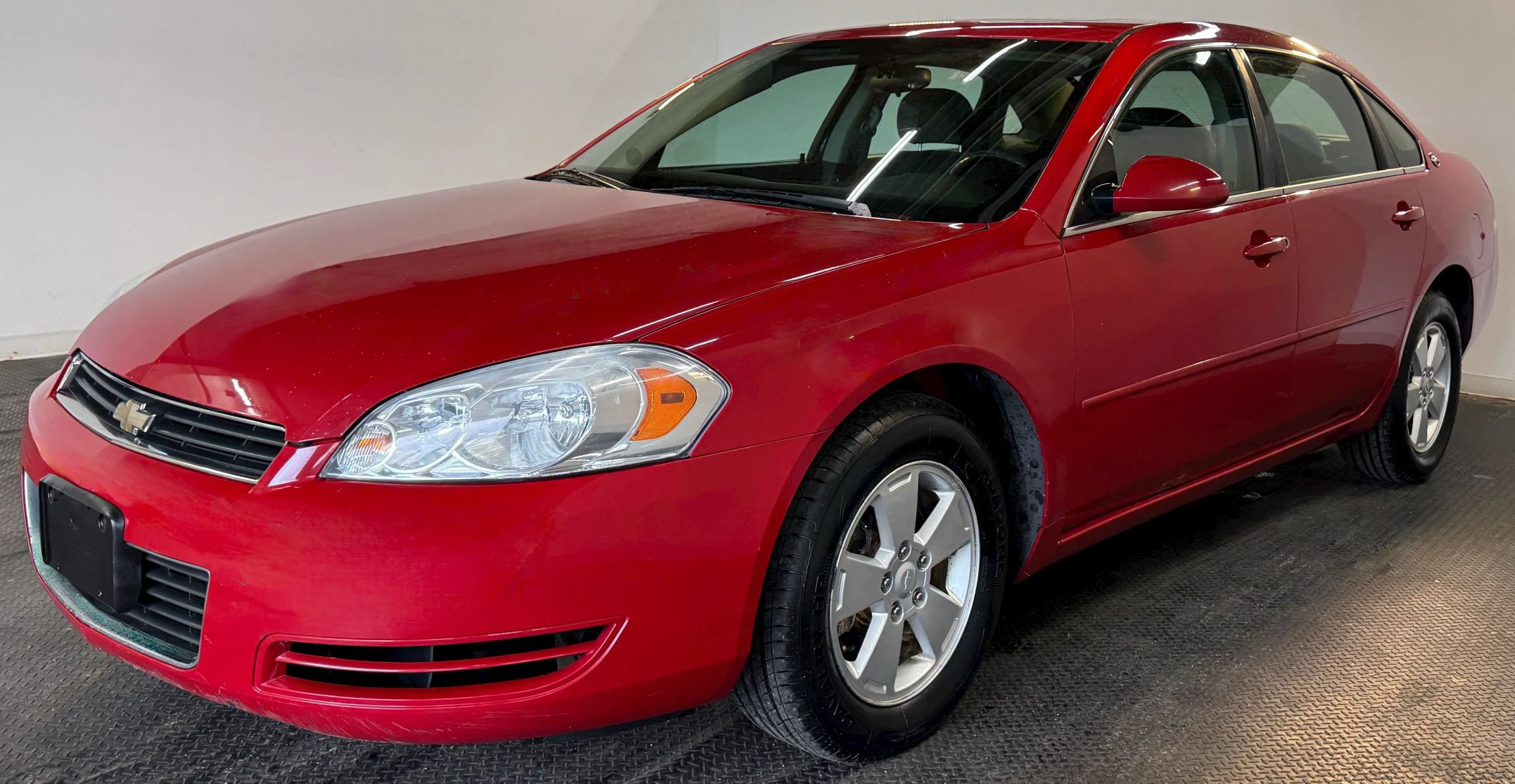 Used 2007 Chevrolet Impala LT w/ Preferred Equipment Group FWD image 4