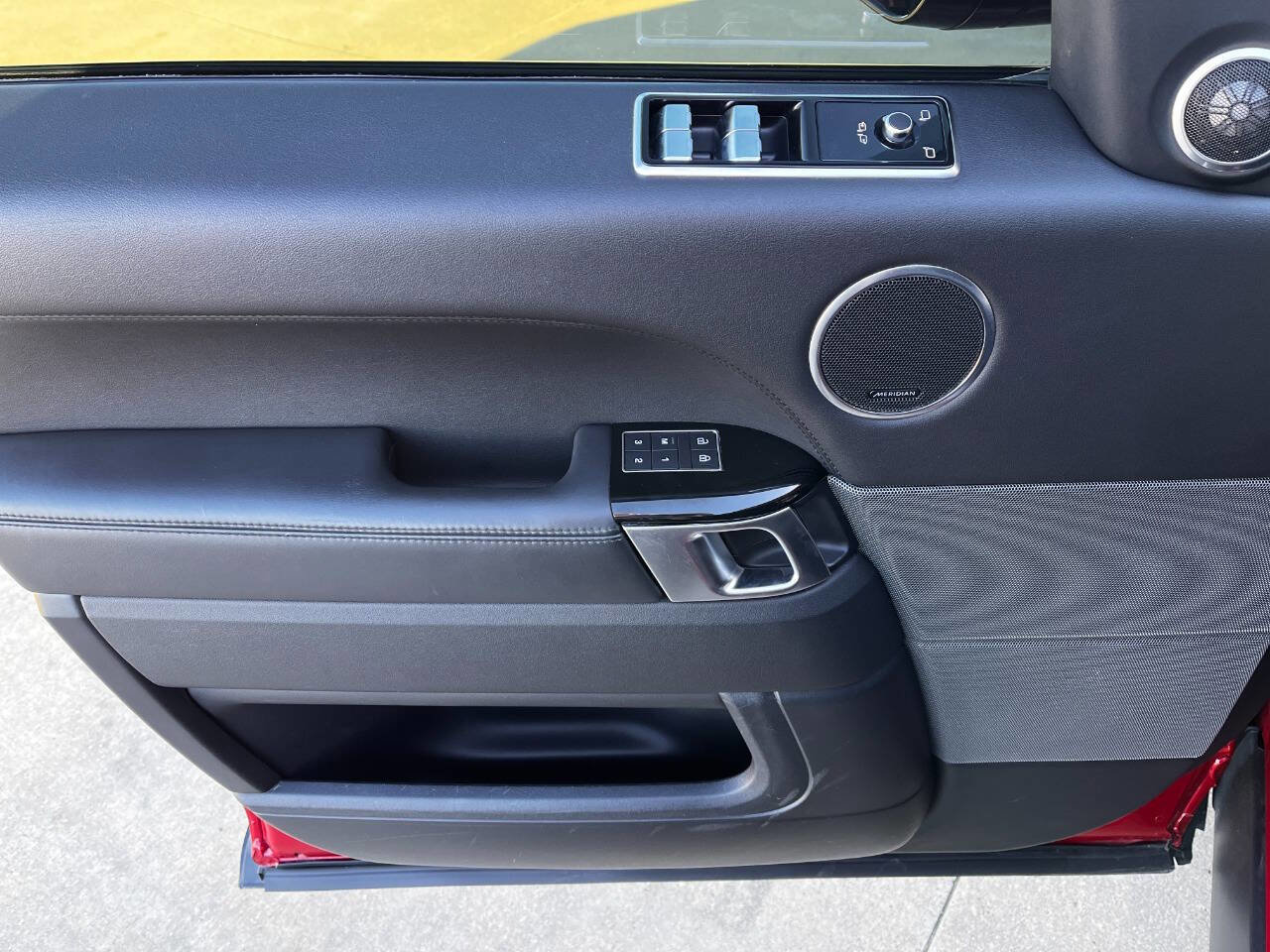 Used 2021 Land Rover Range Rover Sport HSE Silver Edition image 8