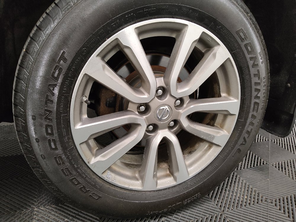 Used 2015 Nissan Pathfinder SL FWD image 31