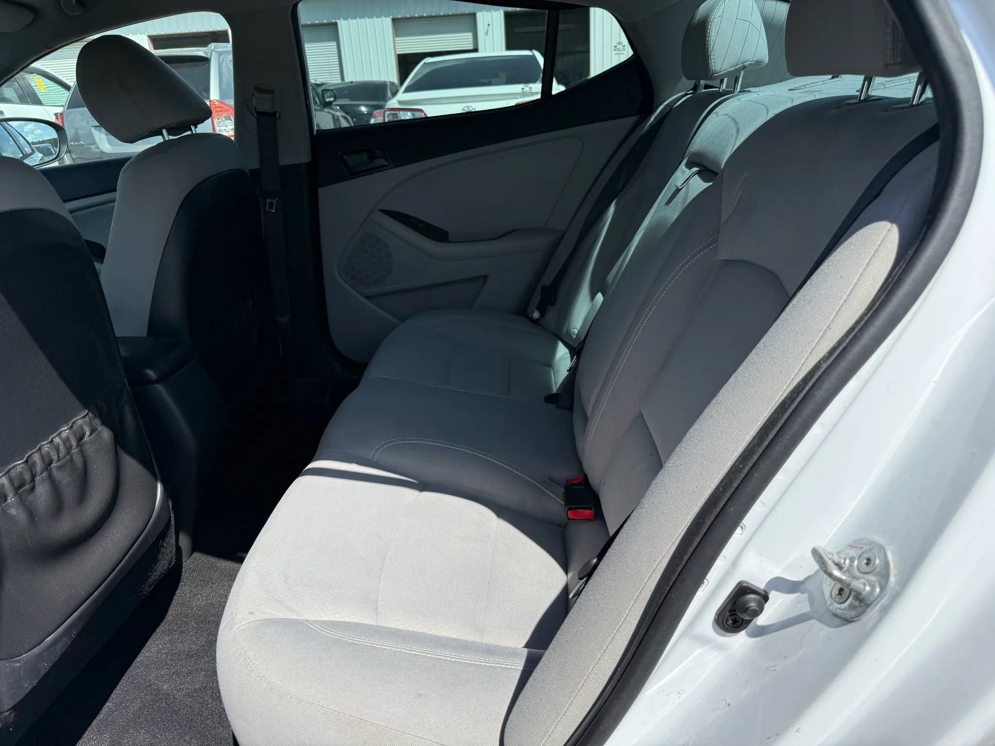 Used 2013 Kia Optima LX image 21