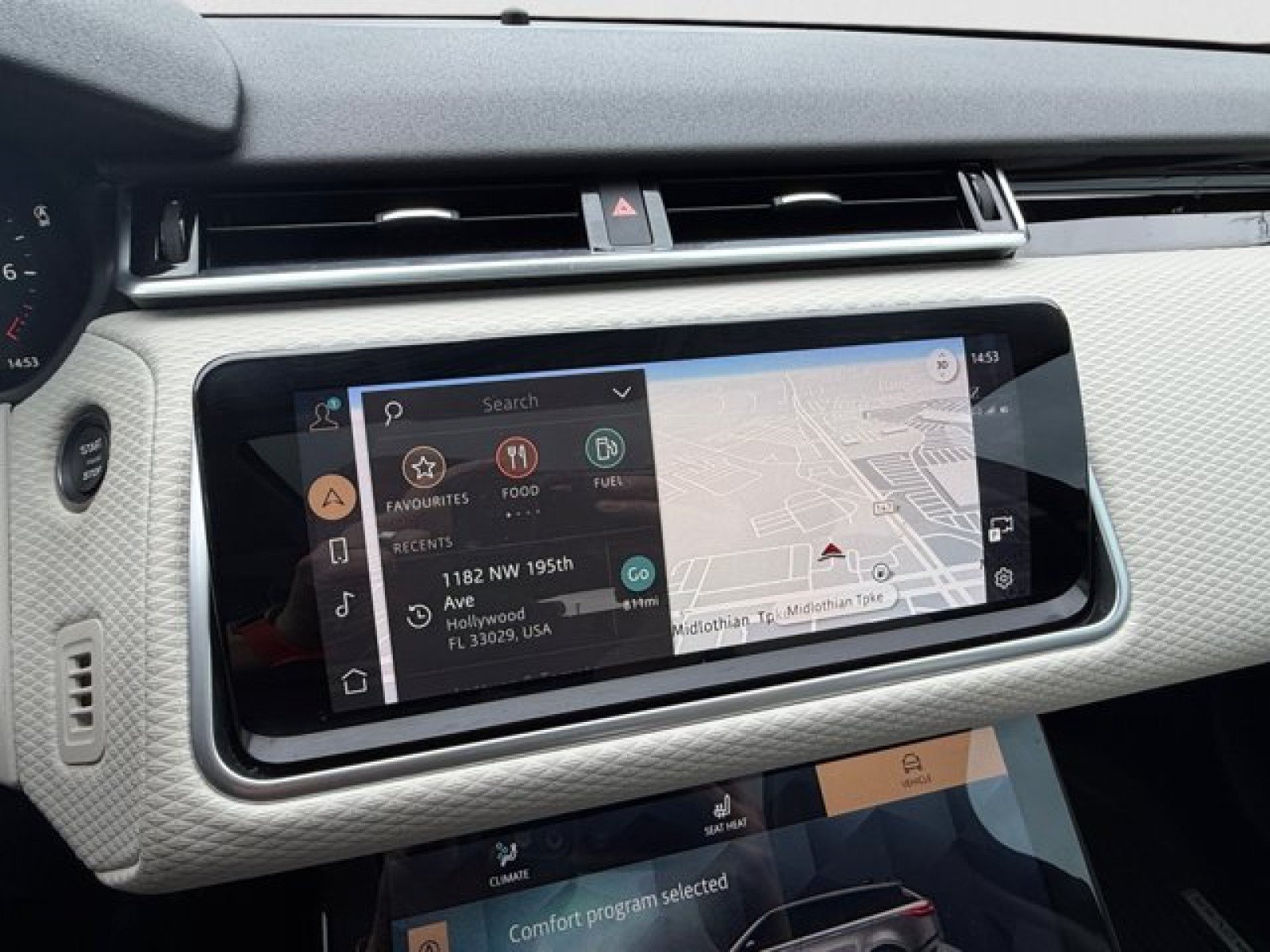 Certified 2023 Land Rover Range Rover Velar R-Dynamic S AWD/4WD image 14